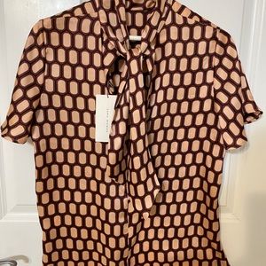 Beautiful NEW Zara Blouse with tag